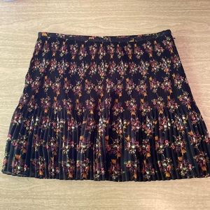 Madewell Pleated Floral Mini Skirt Size 10